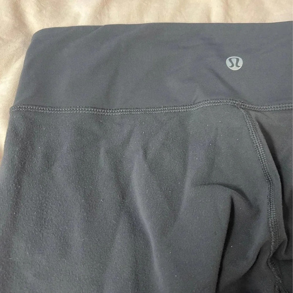 lululemon gray legging capris 6 - Picture 5 of 7